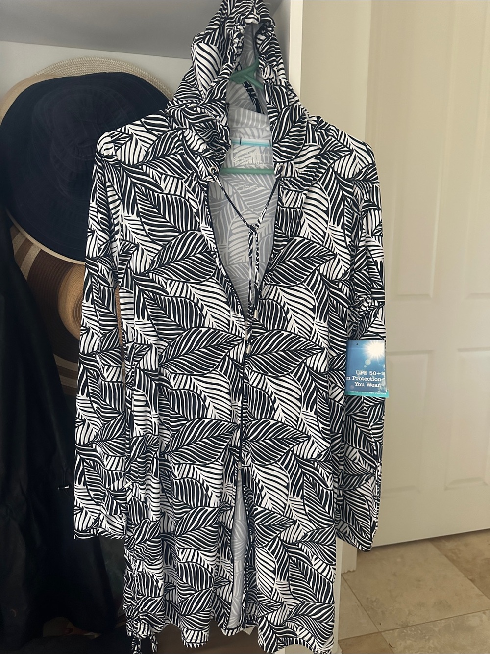 Coolibar Black & White Leaf-Print Hooded Cover-Up